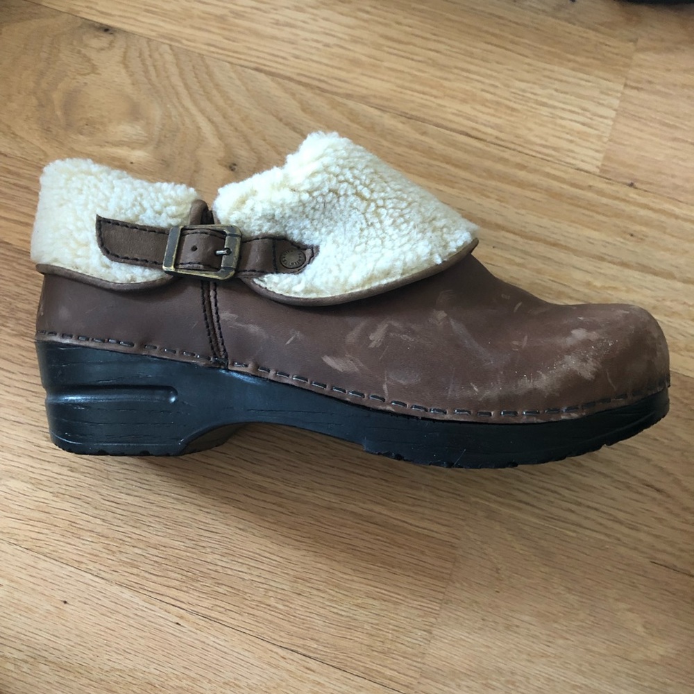 Brown sueded Sherpa cuff Sanita clogs size 37